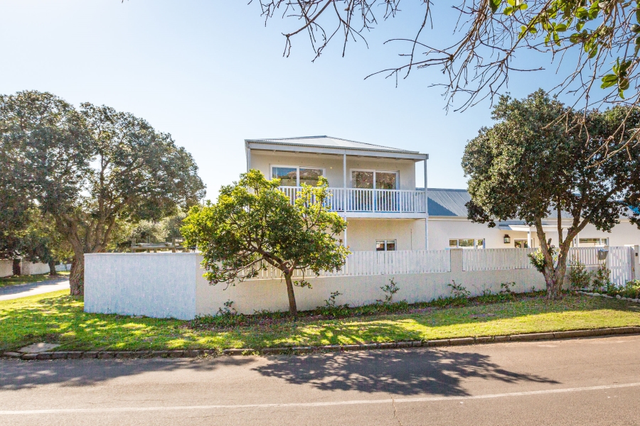 5 Bedroom Property for Sale in Kommetjie Western Cape
